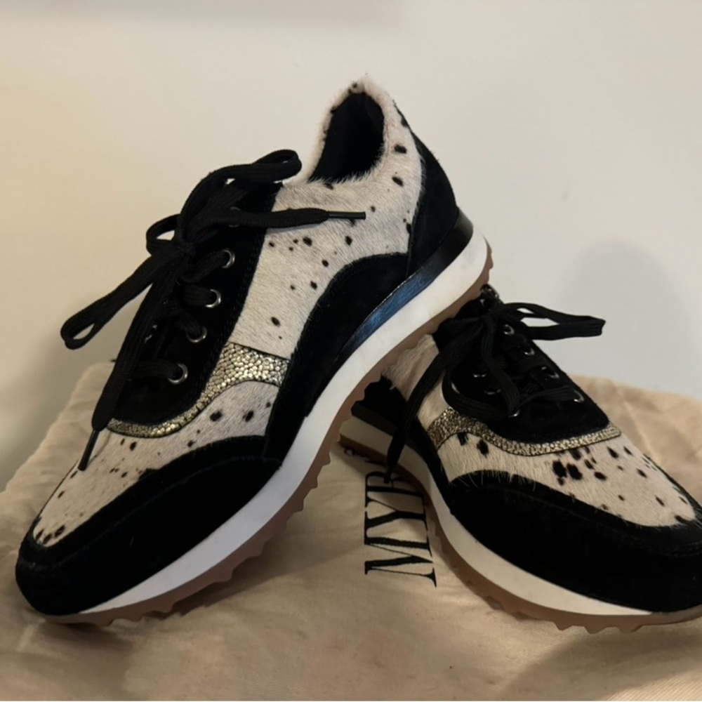 Myra “Rush” Sneakers Size 7